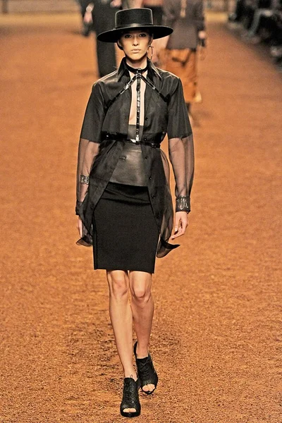 Look 42